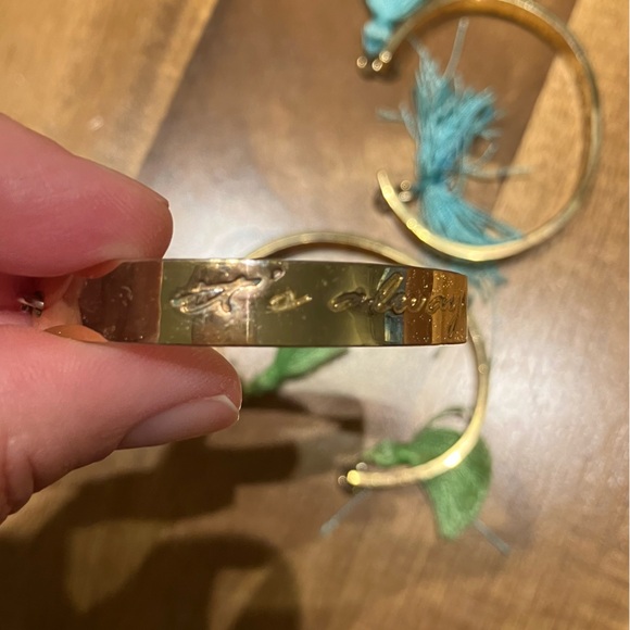 Set of 3 authentic Lily Pulitzer gold-toned tassel bangles with summer sayings! - Picture 2 of 3